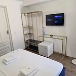 Andora Szálloda *