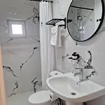 Andora Szálloda *